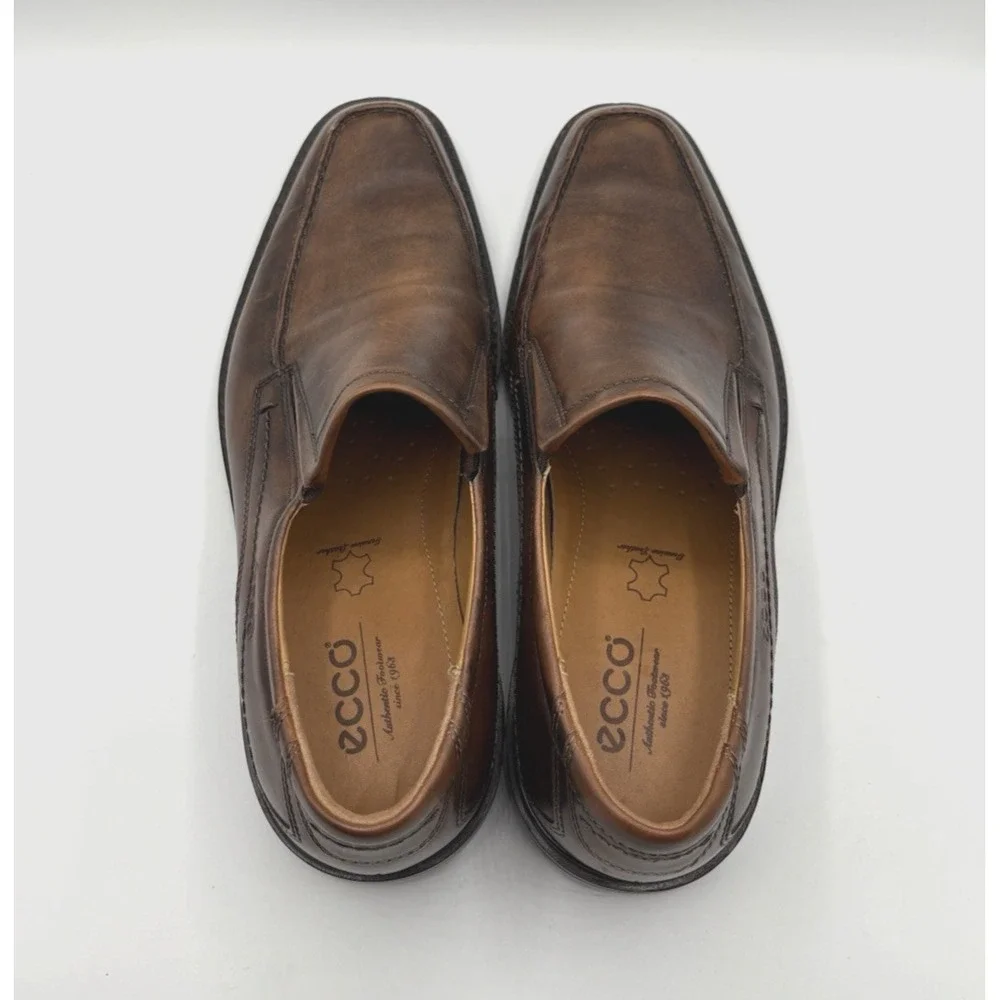 ECCO Loafer Men's Size 10 Brown Leather Slip On‎ Apron Toe Casual Dress Shoe